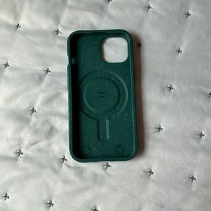 Green Pela Case iPhone 15